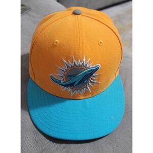 NFL Miami Dolphins‎ Flat Bill Fitted New Era Cap Hat Size 7 - 1/4 100% Polyester
